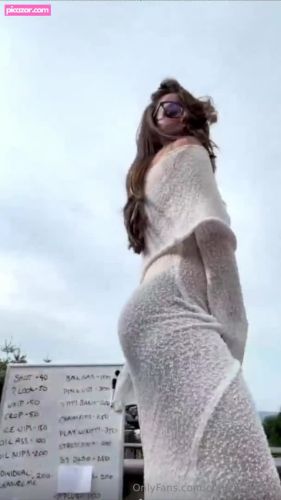 Christina Khalil - Image