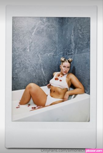 Simone Christensen - Image