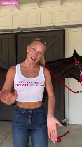 Halle Cooley - Image