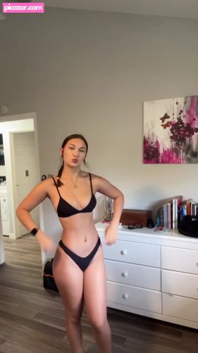 Halia Beamer - Image