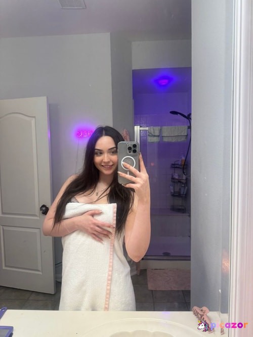 Jocelyynn - Image