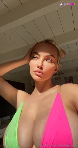 lindsey-pelas photo #2919 photo n 2919