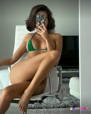 Alina Lando - Thumb