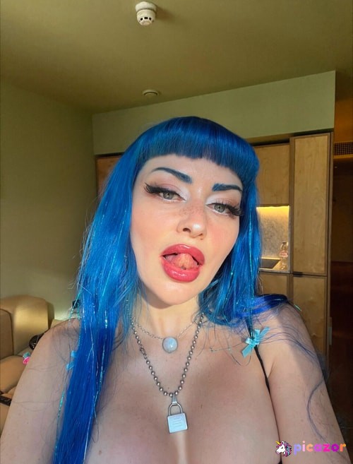 JewelzBlu - Image