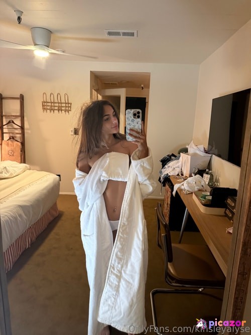 Kinsley Wyatt - Image