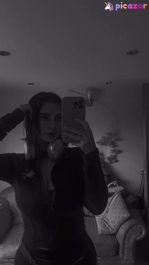 Briela Ross - Thumb