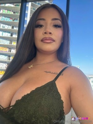 Karla Perez  - Thumb