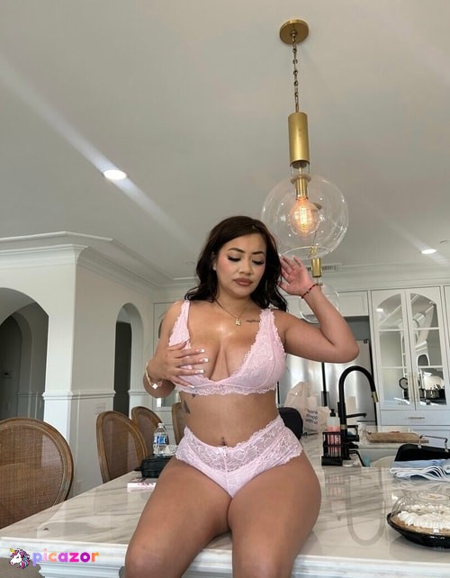 Karla Perez  - Image