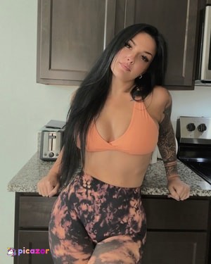 Kate Moore N1