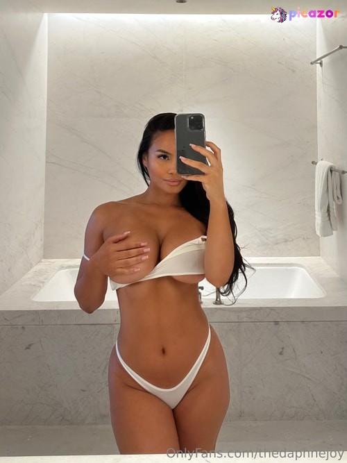 DaphneJoy - Image