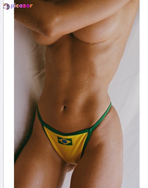 Julia Cavanagh - Image