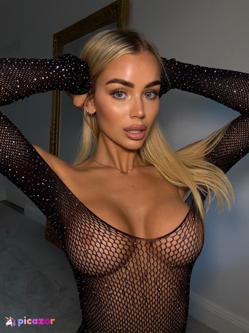Julia Cavanagh - Image