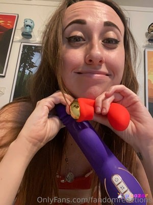 FandomReactions - Thumb