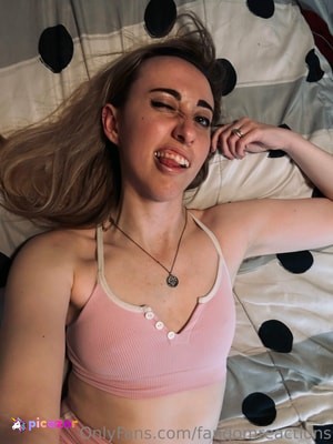 FandomReactions - Thumb