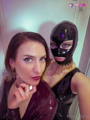 miss-flora-femdom-1 photo #285 photo n 285