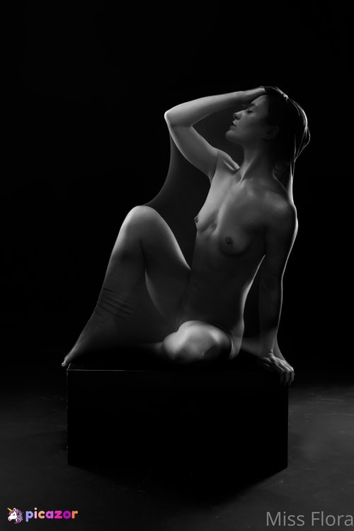 Miss Flora Femdom - Image