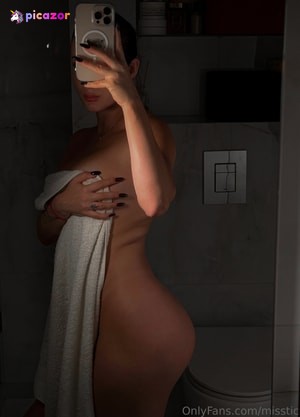 pretylittlething - Thumb