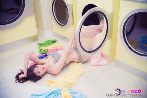 Saki Akai - Image