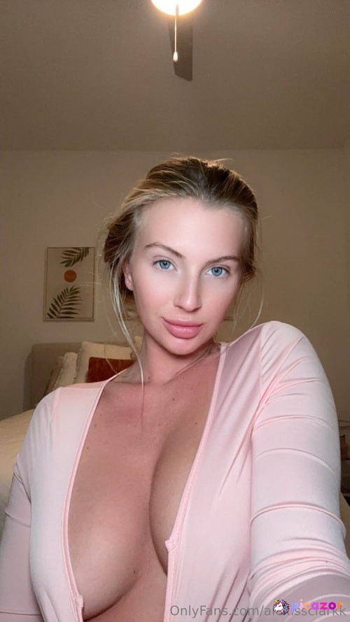 Alexis Clark - Image