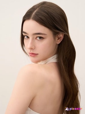 Dasha Taran - Thumb