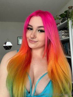 Hellbunny2k  N8