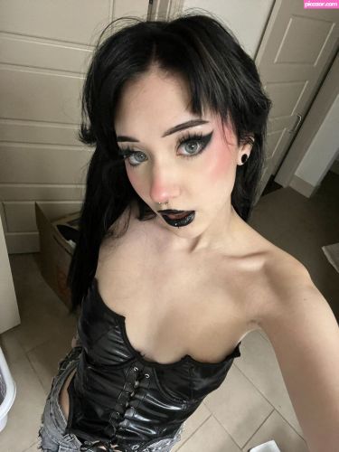 charleygrayyy - Image