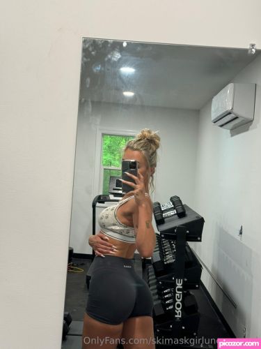 Briana Armbruster - Image