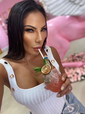 Nicole Amato N2