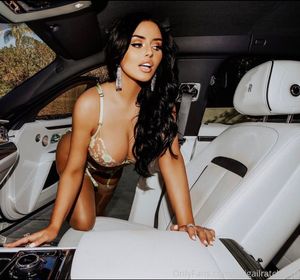 abigail-ratchford-1 photo #3 photo n 3