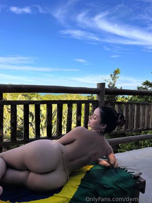 Demi Rose - Thumb