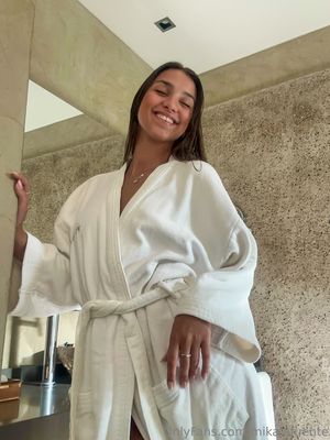 Mikaela Lafuente - Thumb