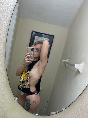 dreamgirl-ellie-1 photo #155 photo n 155