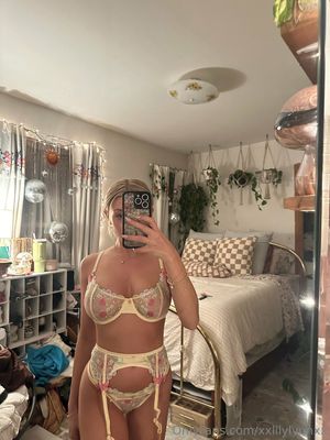 xxsarabrooksxx  - Thumb