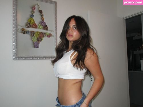Sarabella Harris - Image