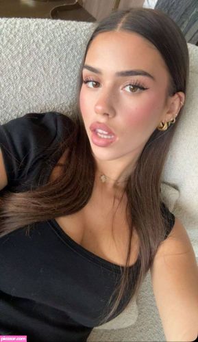 Leah Halton - Image