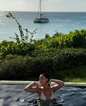 Julia Kelly - Thumb