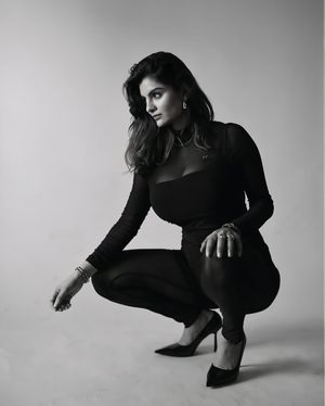 anveshi-jain-1 photo #5 photo n 5
