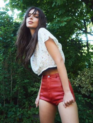 emily-ratajkowski-1 photo #3342 photo n 3342