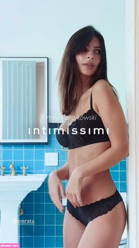 Emily Ratajkowski - Image