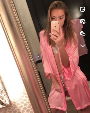 Olivia Ponton - Thumb