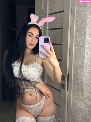emily aur - Image
