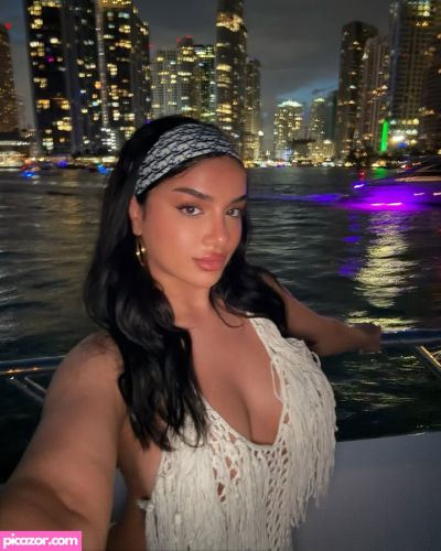 Alishbasheikh  - Image