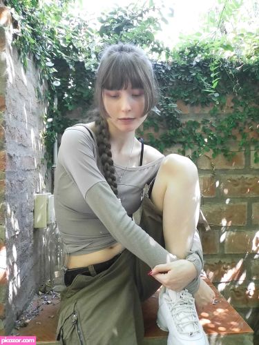 Kiki Glitter Cosplay - Image