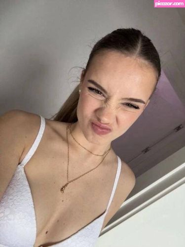 Lia Sikora - Image