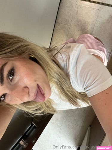 Kayla Simmons - Image