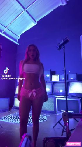 Tessalee - Image