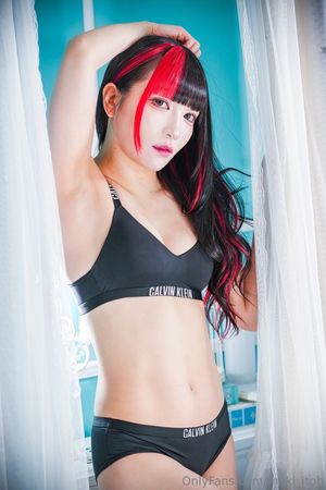 maki-itoh-1 photo #134 photo n 134