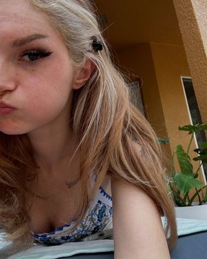 busy-b-asmr-1 photo #26 photo n 26