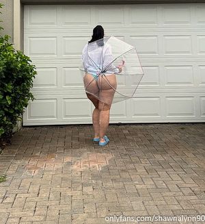 Shawna Lynn - Thumb