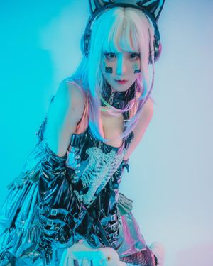Kaho Shibuya - Thumb